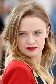 Sara Forestier as Bahia Benmahmoud