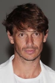 Giorgio Pasotti as Martino