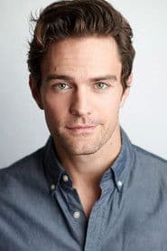 Colton Little as Liam Marsh