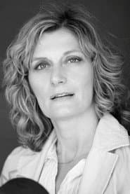 Giulia Weber as Giulia