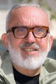 Dominique Farrugia as Le Présentateur