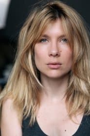 Fanny Guidecoq as Maud