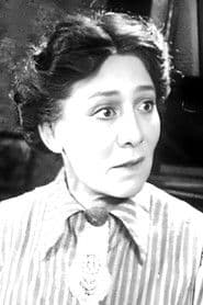 Margaret McWade as Aunt Elsie