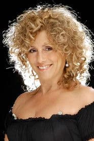 Alicia Zanca as Sonia