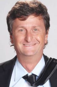 Diego Korol as Mitelman