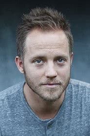 Graham Hamilton as Simon Jacobson