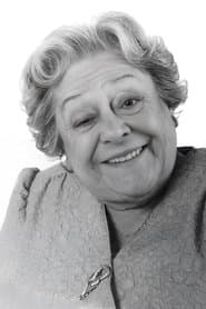 Rafaela Aparicio as Elisa, la criada de Enriqueta