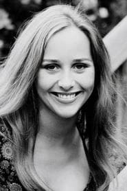 Hilary Dwyer as Maureen Whitman