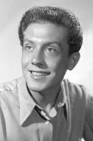 Ferenc Kállai as József Pelikán