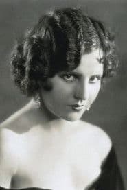 Maria Alba as Maria Buenjolla / Chiquita - Girl in Rio de Janeiro