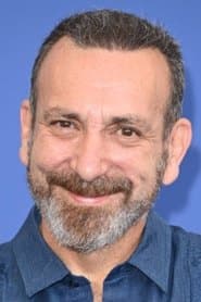 Hernán Mendoza as Don Francisco