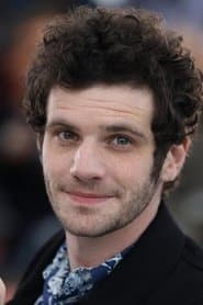 Félix Moati as Vincent