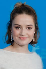 Ella Øverbye as Johanne