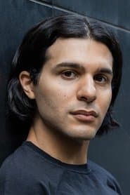 Benjamin Radjaipour as Frederik