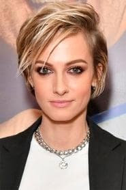 Polina Maksimova as Kristina