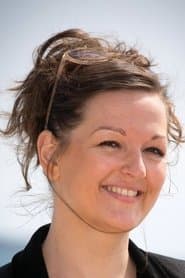 Anne Girouard as La Mère de Eric