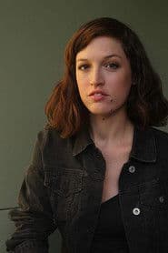 Indigo Rael as Donna