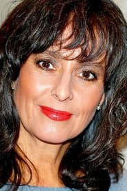 Anna Korcz as Karen Pierce