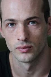 István Téglás as Victor Bodea