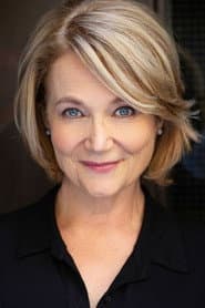 Geraldine Leer as Gail