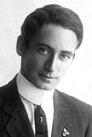 Harry Bowen as Reporter #1 (uncredited)