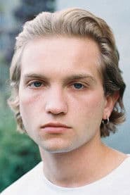 Lukas Ionesco as Math