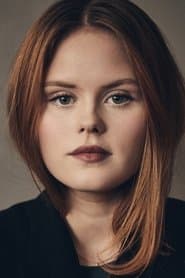 Andrea Heick Gadeberg as Laura