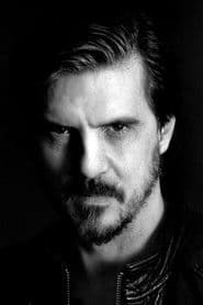 Álvaro Armand Ugón as Andrés