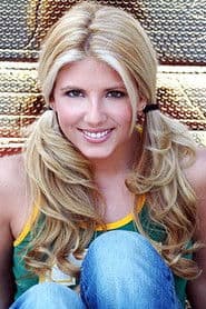 Eryn Brooke as Ed's Girlfriend