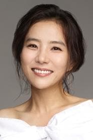 Seo Jeong-yeon as Juror #4 - Byeon Sang-mi