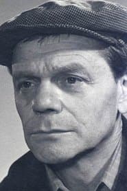 Vladimir Uralskiy as Worker