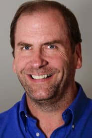 Tom Chamberlain as Mic