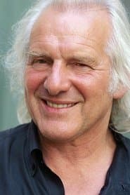 Julos Beaucarne as Father Jacques / Old Bob