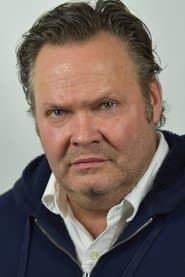 Olan Montgomery as Bluto