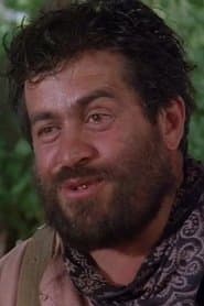 Jorge Cervera Jr. as Raúl