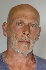 Tim Cartwright as William Streiner