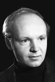 Andrey Myagkov as Karandyshev