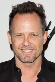Dean Winters as Reggie