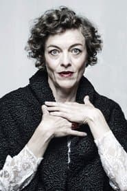 Nuria González as Carmen