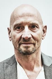 Peter van den Eede as Pastoor