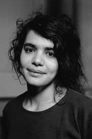 Mounia Raoui as Fatima