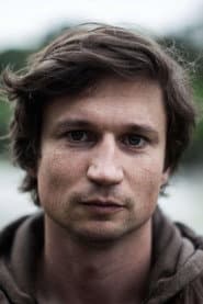 Maciek Hamela as Barman