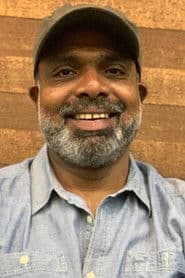 Chemban Vinod Jose as Mathai/Pathrose