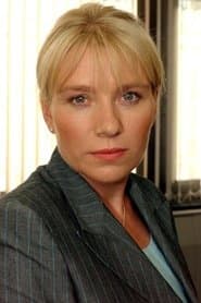 Saskia Wickham as Rowena Alabaster