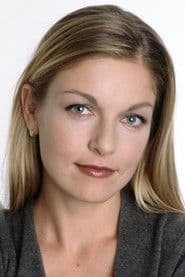 Sheryl Lee as Fiona
