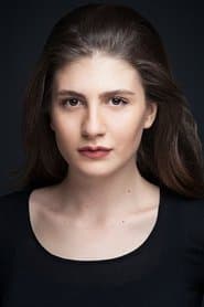 Naz Çağla Irmak as Leyla