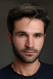 Maxime Canat as Policier tapissage