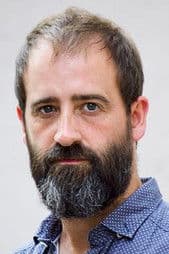 Iñigo Aranburu as Andrés