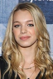 Sadie Calvano as Sarah