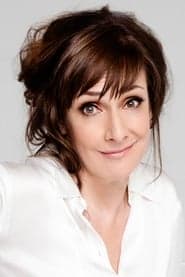 Pauline McLynn as Aunt Detie